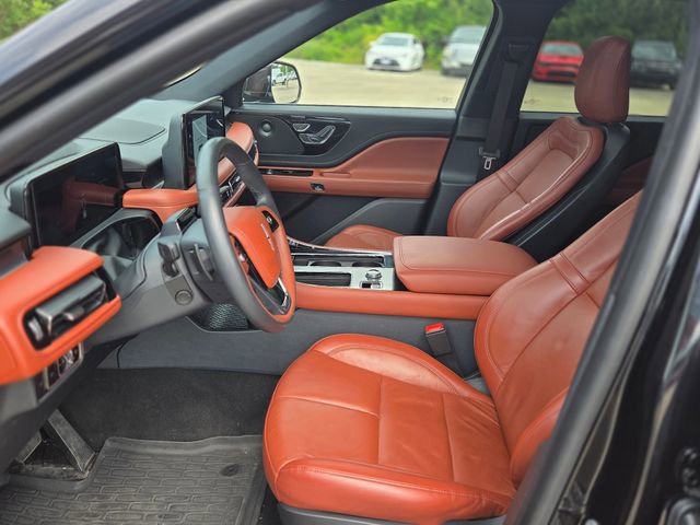 Used 2025 Lincoln Aviator Reserve w/ Illumination Package AWD/4WD image 25
