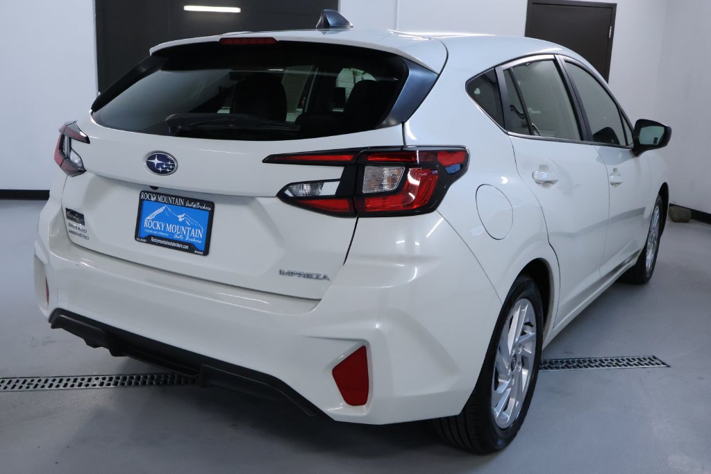 Used 2024 Subaru Impreza 2.0i AWD/4WD image 8