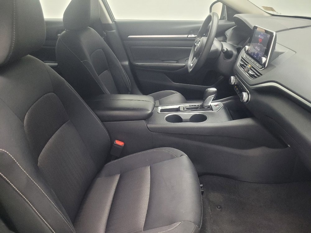 Used 2022 Nissan Altima 2.5 SV FWD image 21