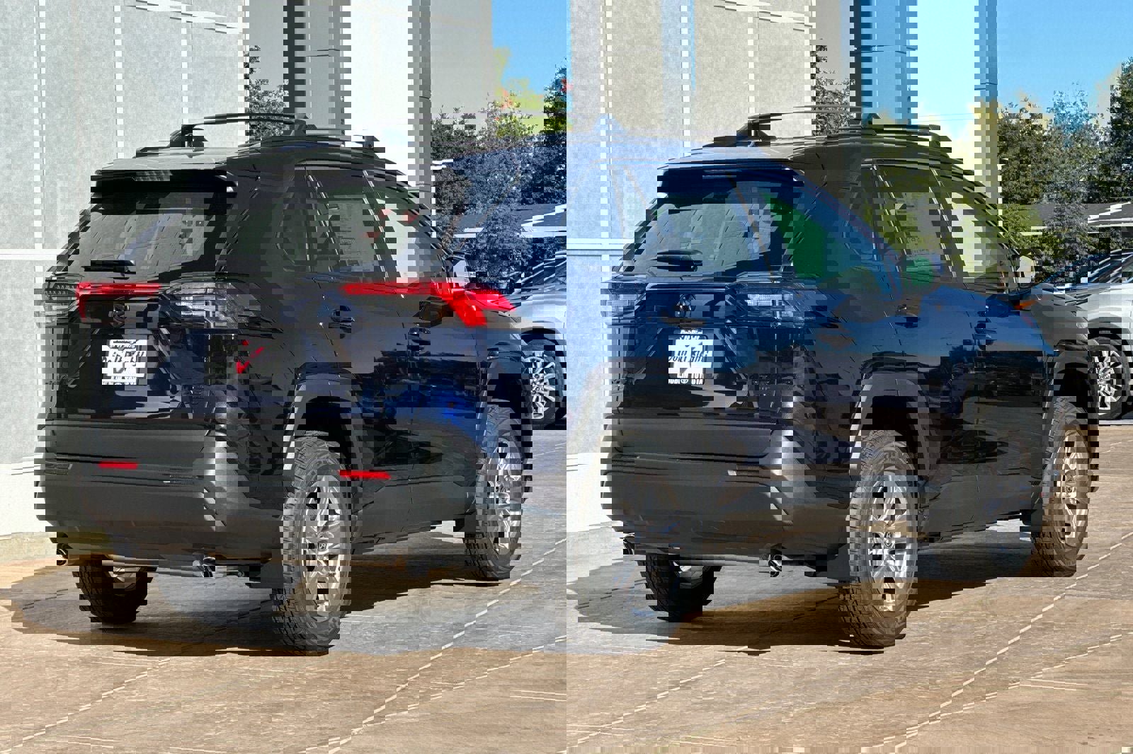 New 2025 Toyota RAV4 XLE image 4