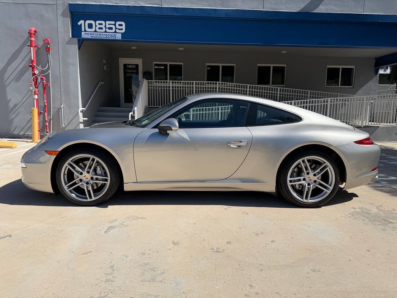 Used 2012 Porsche 911 Carrera RWD image 1