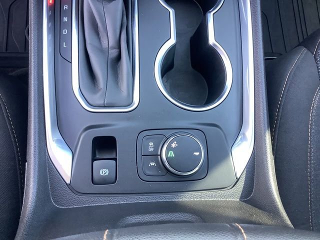 Used 2021 Chevrolet Traverse LT image 36