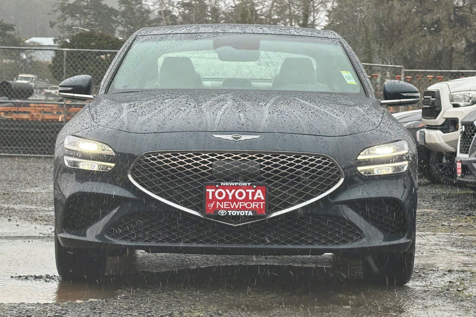 Used 2025 Genesis G70 2.5T image 6