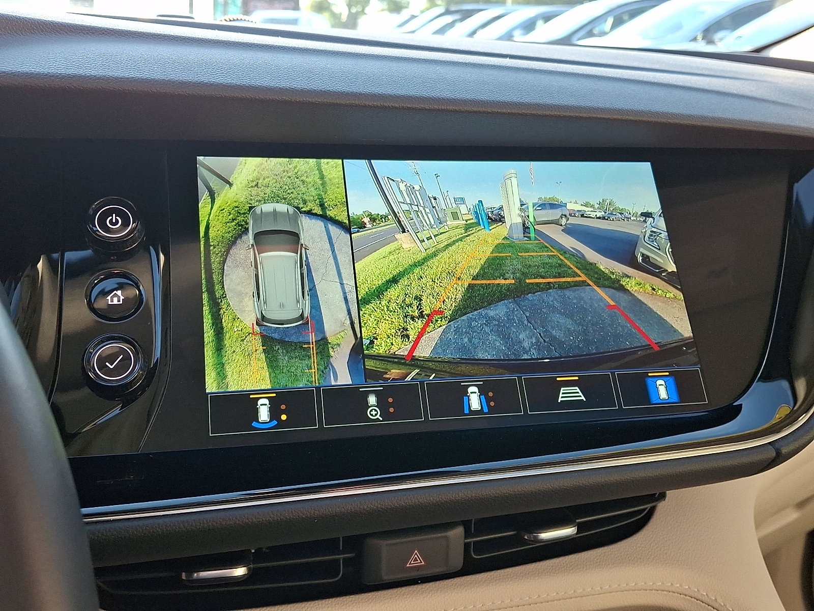 Certified 2023 Buick Envision Avenir AWD/4WD image 18