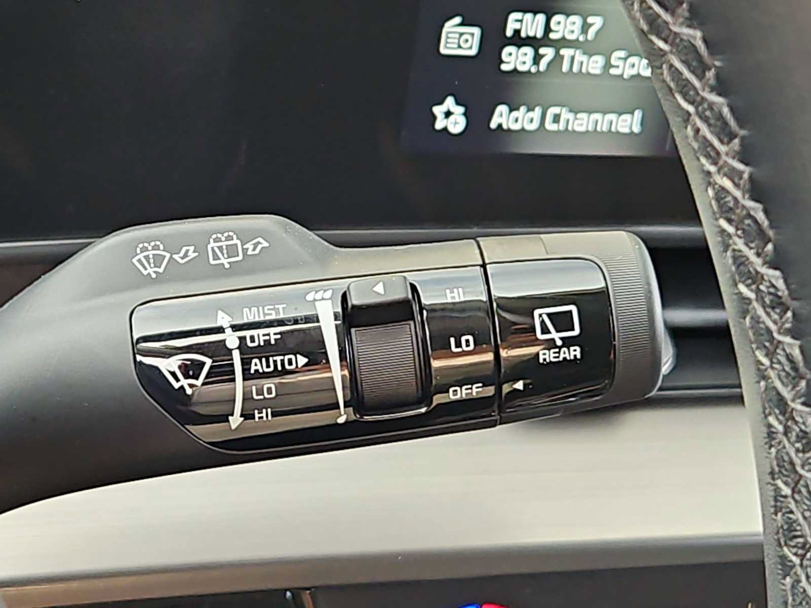 Used 2025 Kia Sportage EX FWD image 21