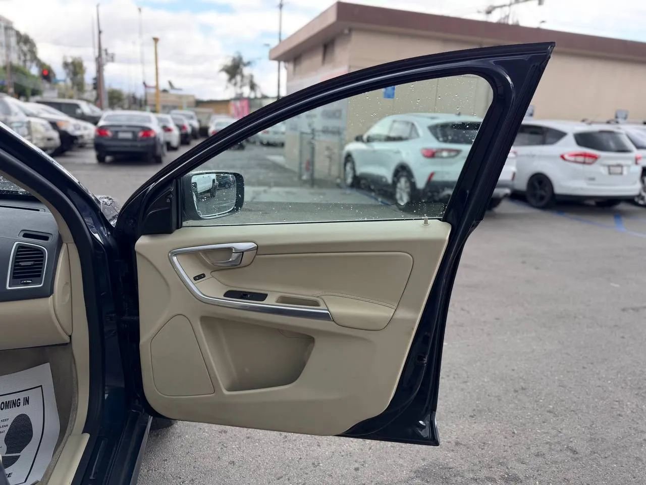 Used 2015 Volvo XC60 T5 AWD/4WD image 35