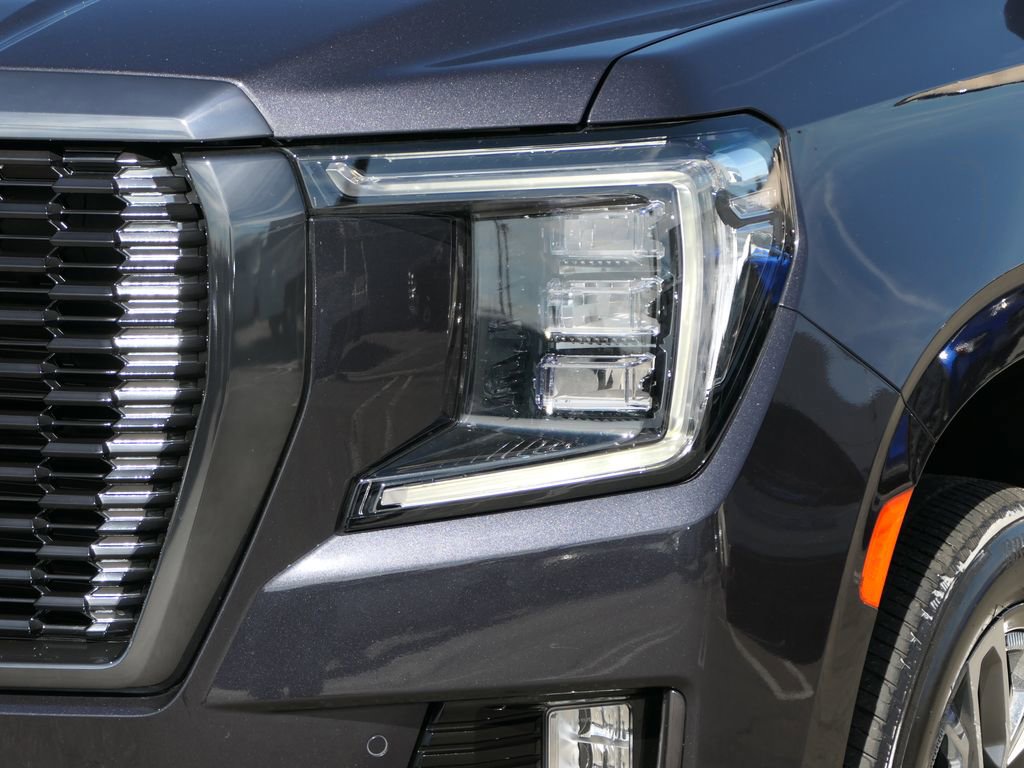 Used 2023 GMC Yukon Denali Ultimate image 8