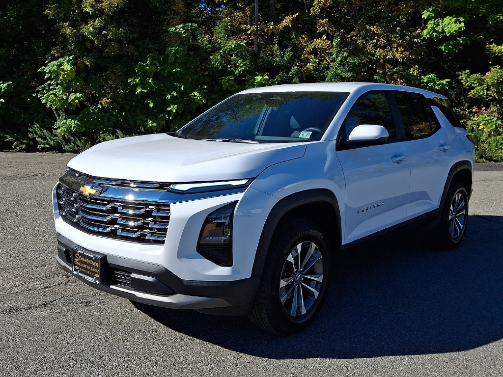 Used 2026 Chevrolet Equinox LT w/ Convenience Package II AWD/4WD image 3