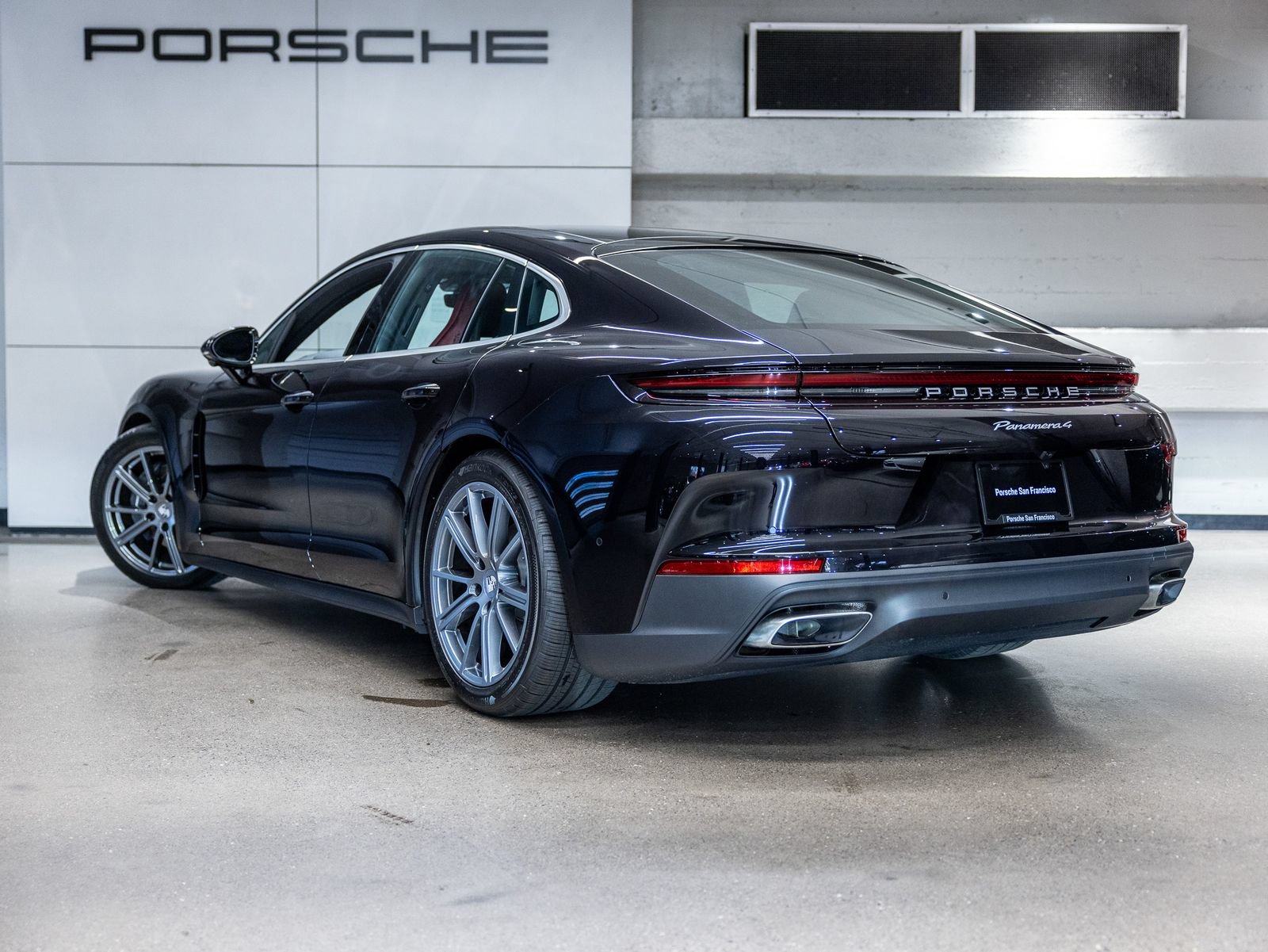 New 2026 Porsche Panamera 4 AWD/4WD image 3