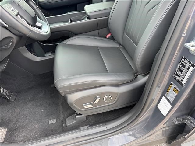 Certified 2026 Hyundai Santa Fe SEL FWD image 7