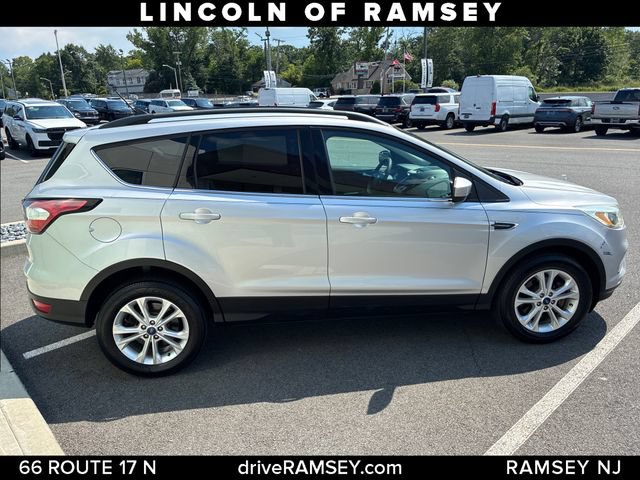 Used 2018 Ford Escape SE w/ SE Sync 3 Package AWD/4WD image 8