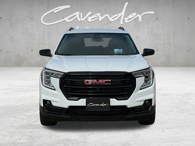 Used 2023 GMC Terrain SLT w/ Tech Package FWD image 18