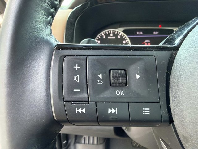 Used 2022 Nissan Pathfinder Platinum w/ Cargo Package AWD/4WD image 25