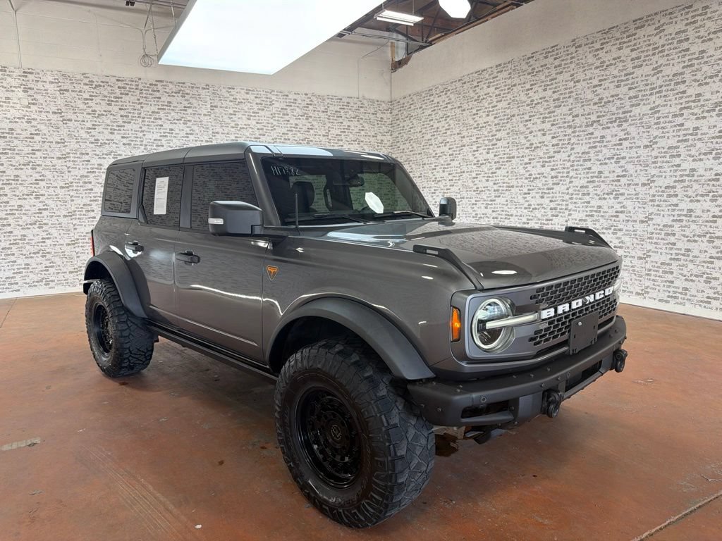 Used 2023 Ford Bronco Badlands w/ Sasquatch Package AWD/4WD image 1