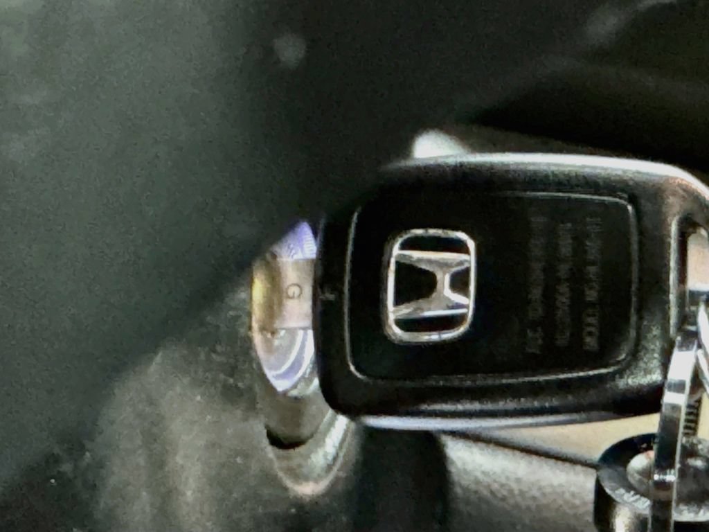 Used 2014 Honda CR-V LX image 18