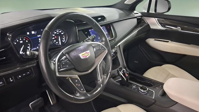 Used 2022 Cadillac XT5 Sportv w/ Technology Package AWD/4WD image 26