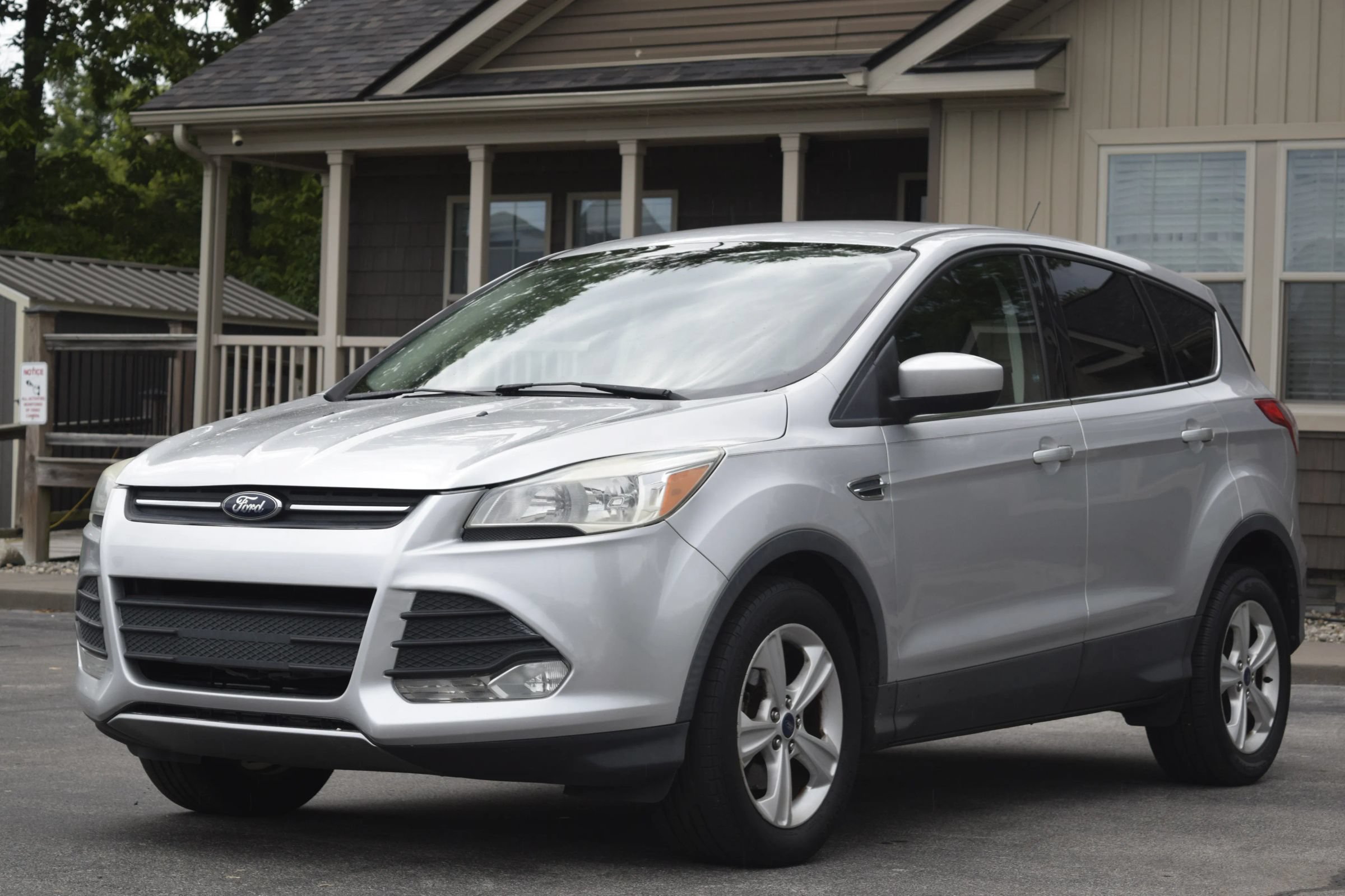 Used 2016 Ford Escape SE