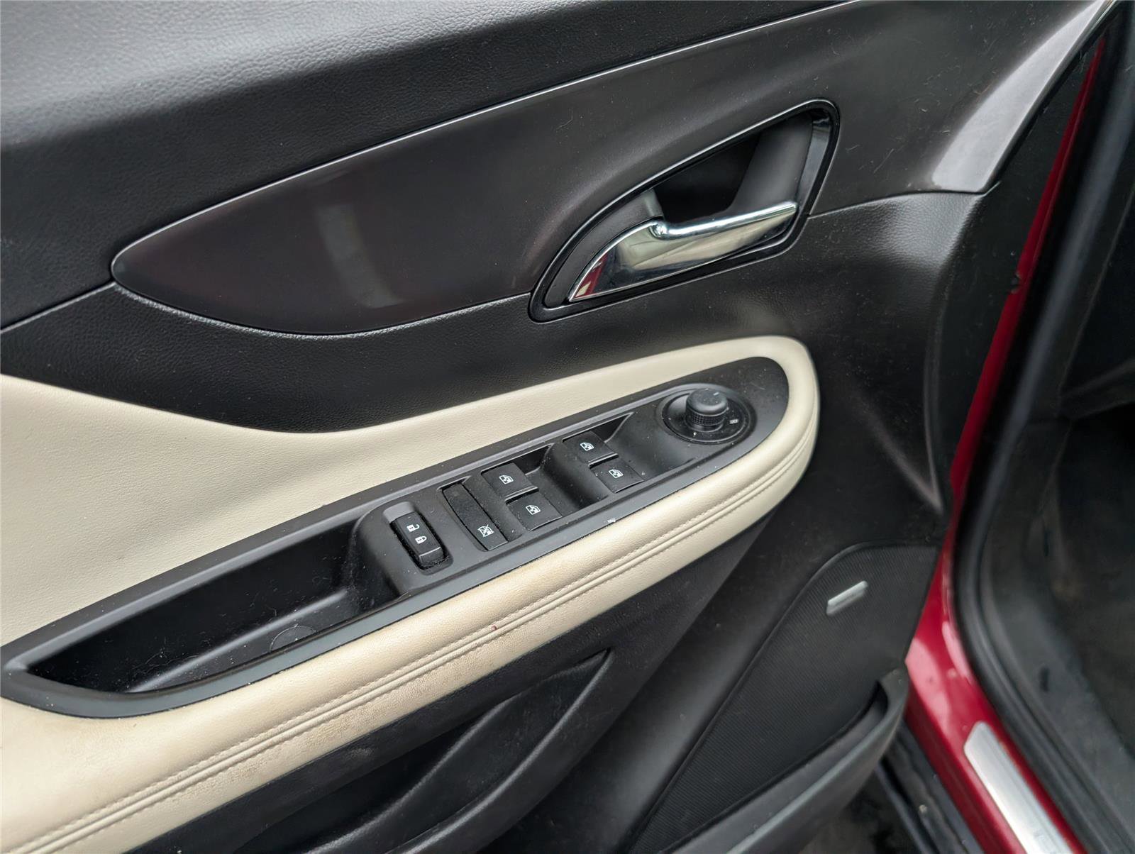 Used 2017 Buick Encore Premium FWD image 6