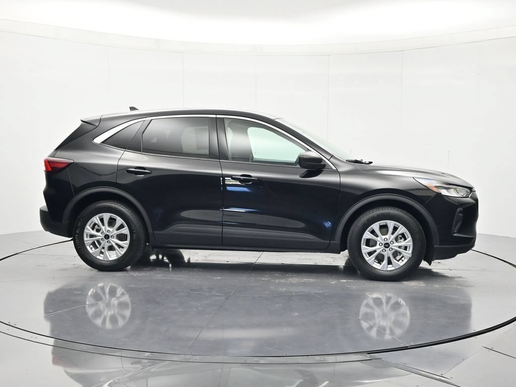 Used 2024 Ford Escape Active FWD image 4