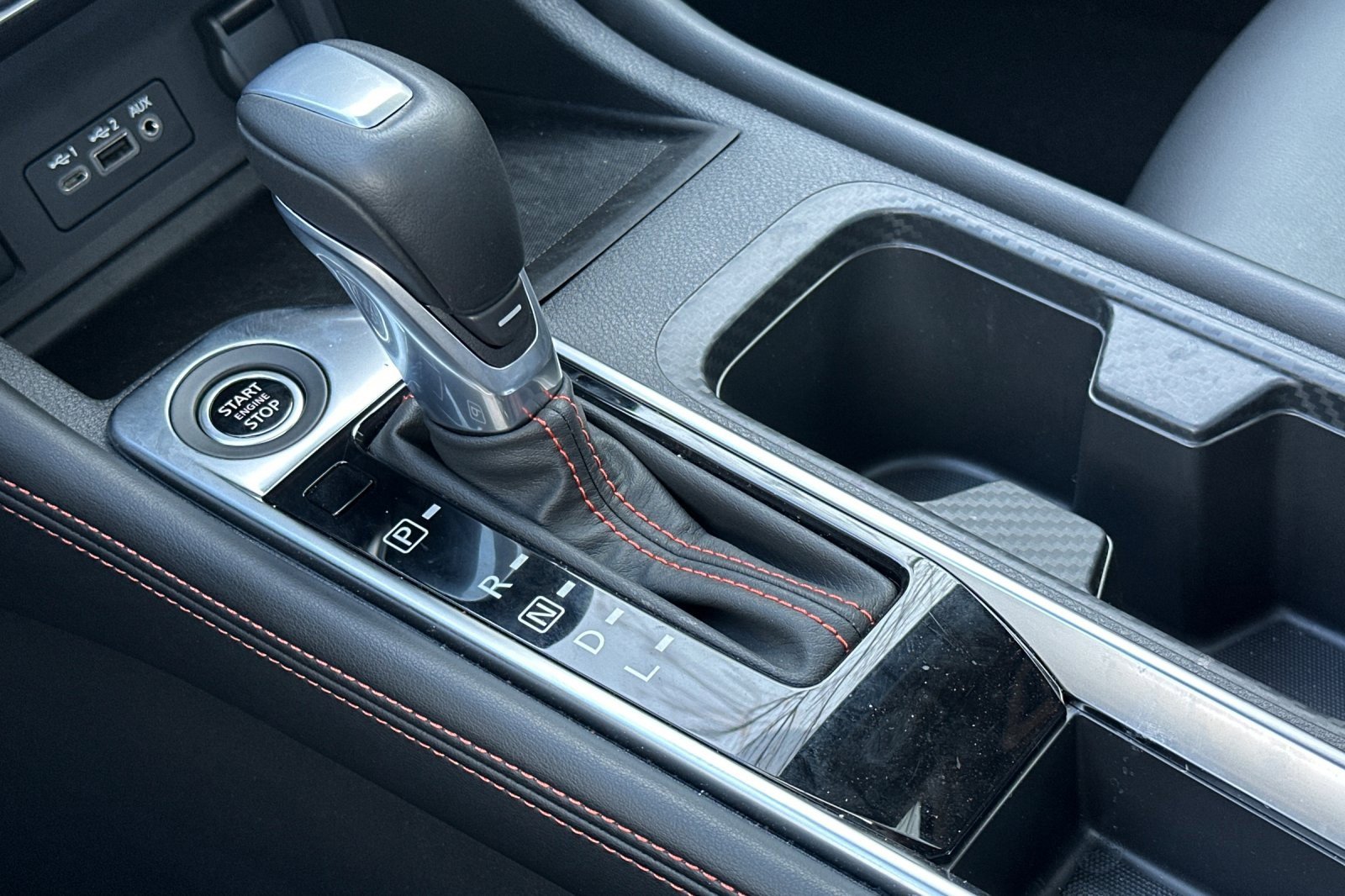 Used 2025 Nissan Sentra SR w/ SR Premium Package image 32