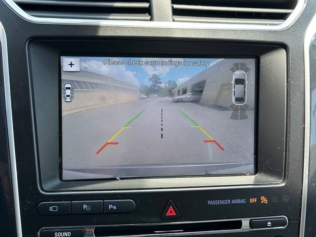 Used 2018 Ford Explorer Platinum AWD/4WD image 5