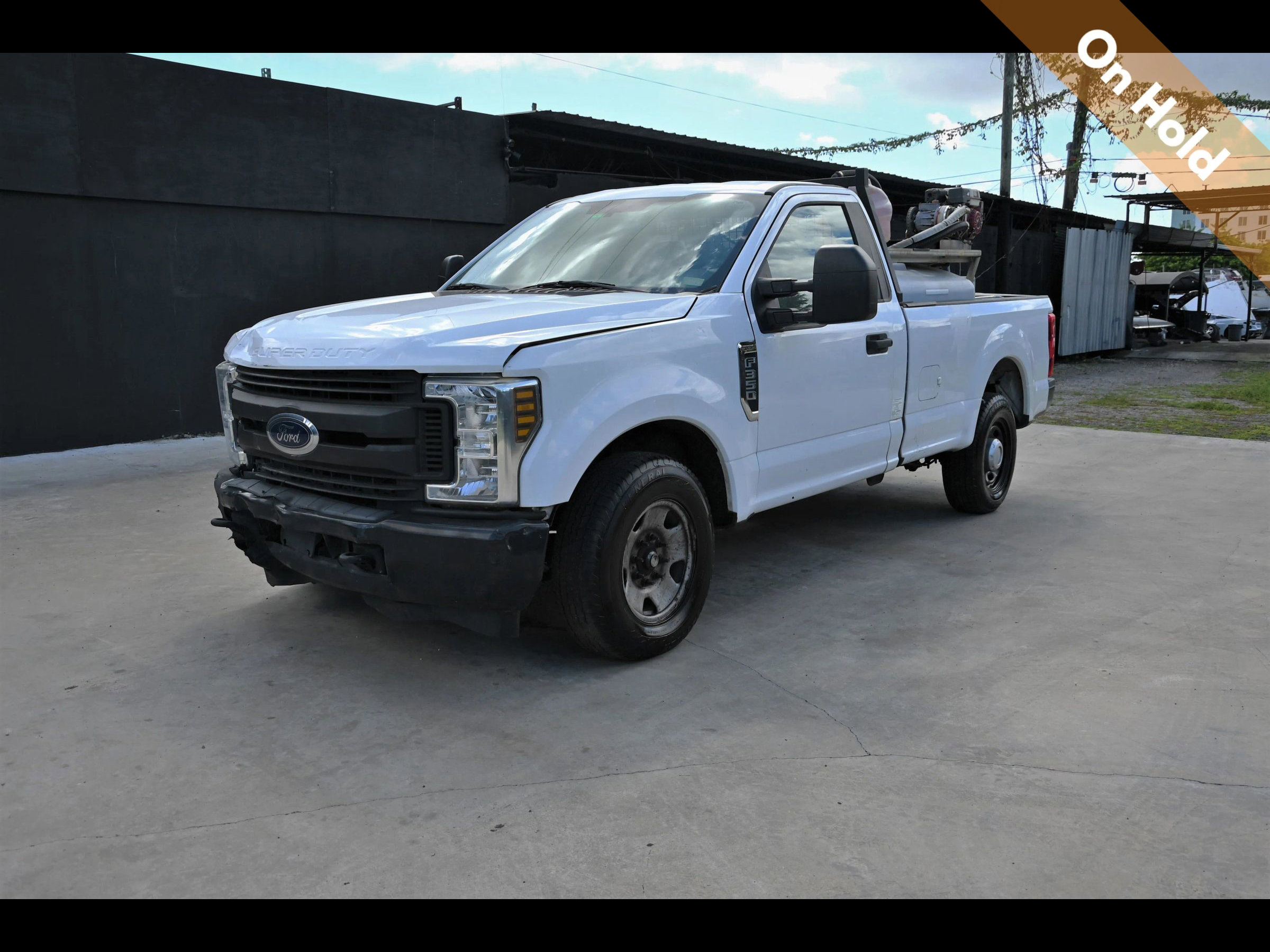 Used 2019 Ford F350 XL w/ Camper Package image 1