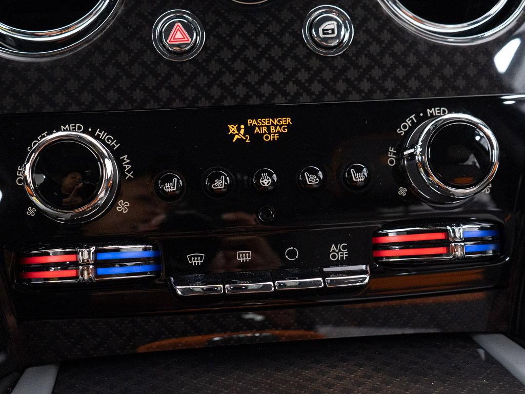 New 2027 Rolls-Royce Cullinan Black Badge AWD/4WD image 48