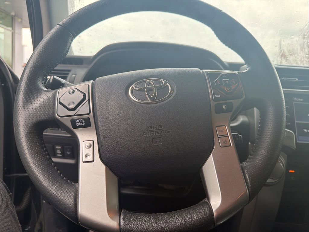 Used 2023 Toyota 4Runner SR5 image 39