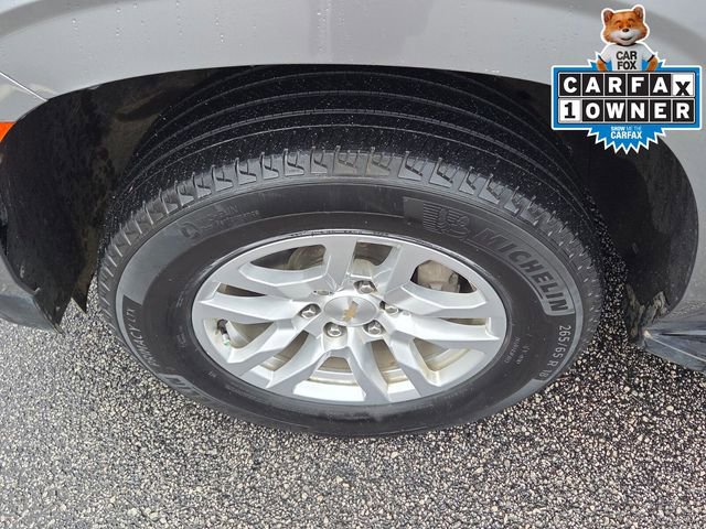 Used 2024 Chevrolet Suburban LT image 18