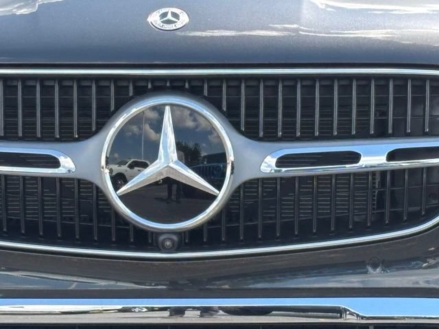 New 2027 Mercedes-Benz GLC 300 4MATIC image 3
