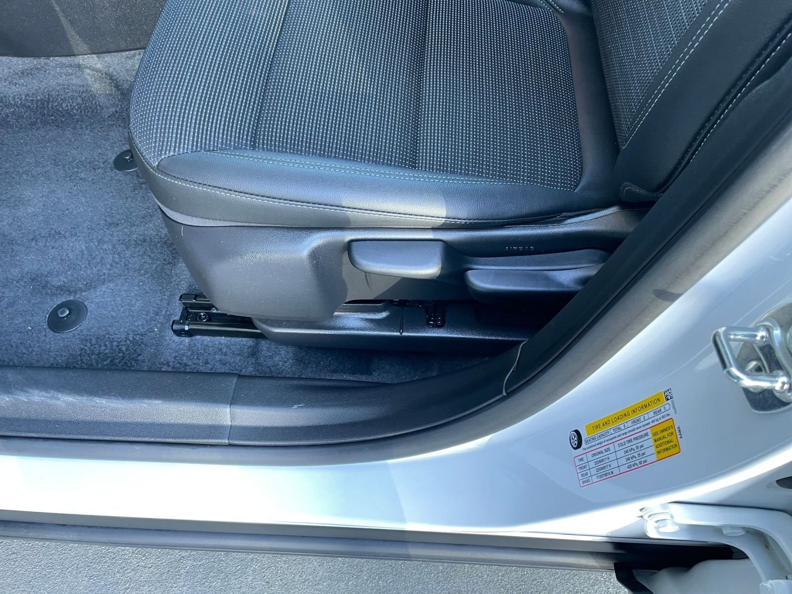 Used 2025 Buick Envista Preferred image 22