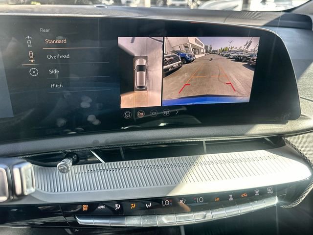 New 2025 Cadillac Optiq Luxury 1 image 15