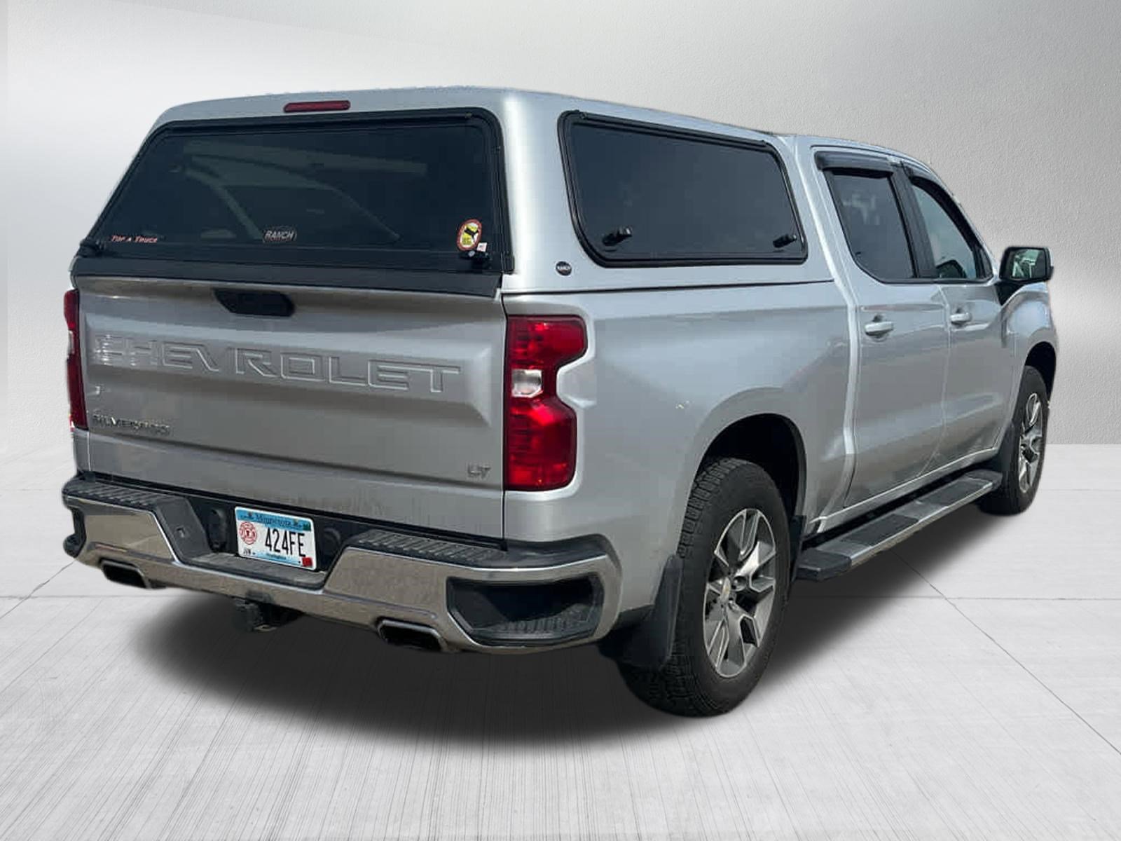 Used 2021 Chevrolet Silverado 1500 LT w/ Z71 Off-Road Package AWD/4WD image 3
