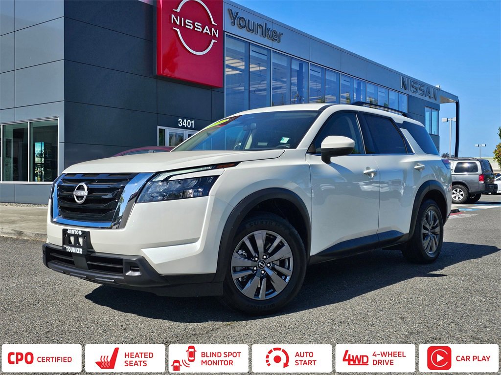 Certified 2024 Nissan Pathfinder SV image 1