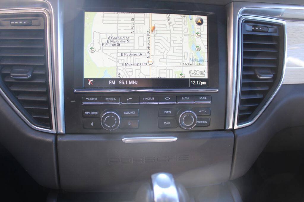 Used 2016 Porsche Macan S AWD/4WD image 17