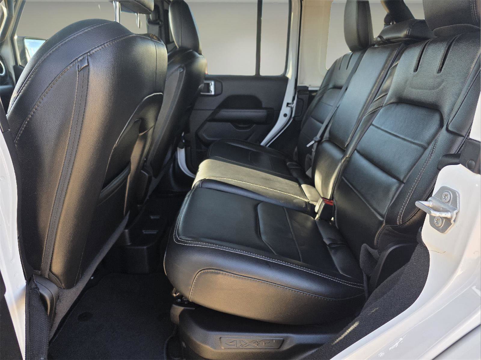 Used 2021 Jeep Wrangler Unlimited Sahara w/ Cold Weather Group image 21