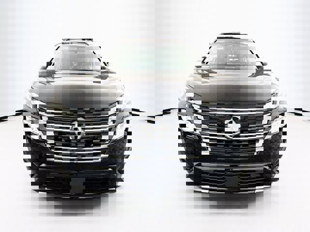 New 2026 Nissan Rogue Platinum image 2