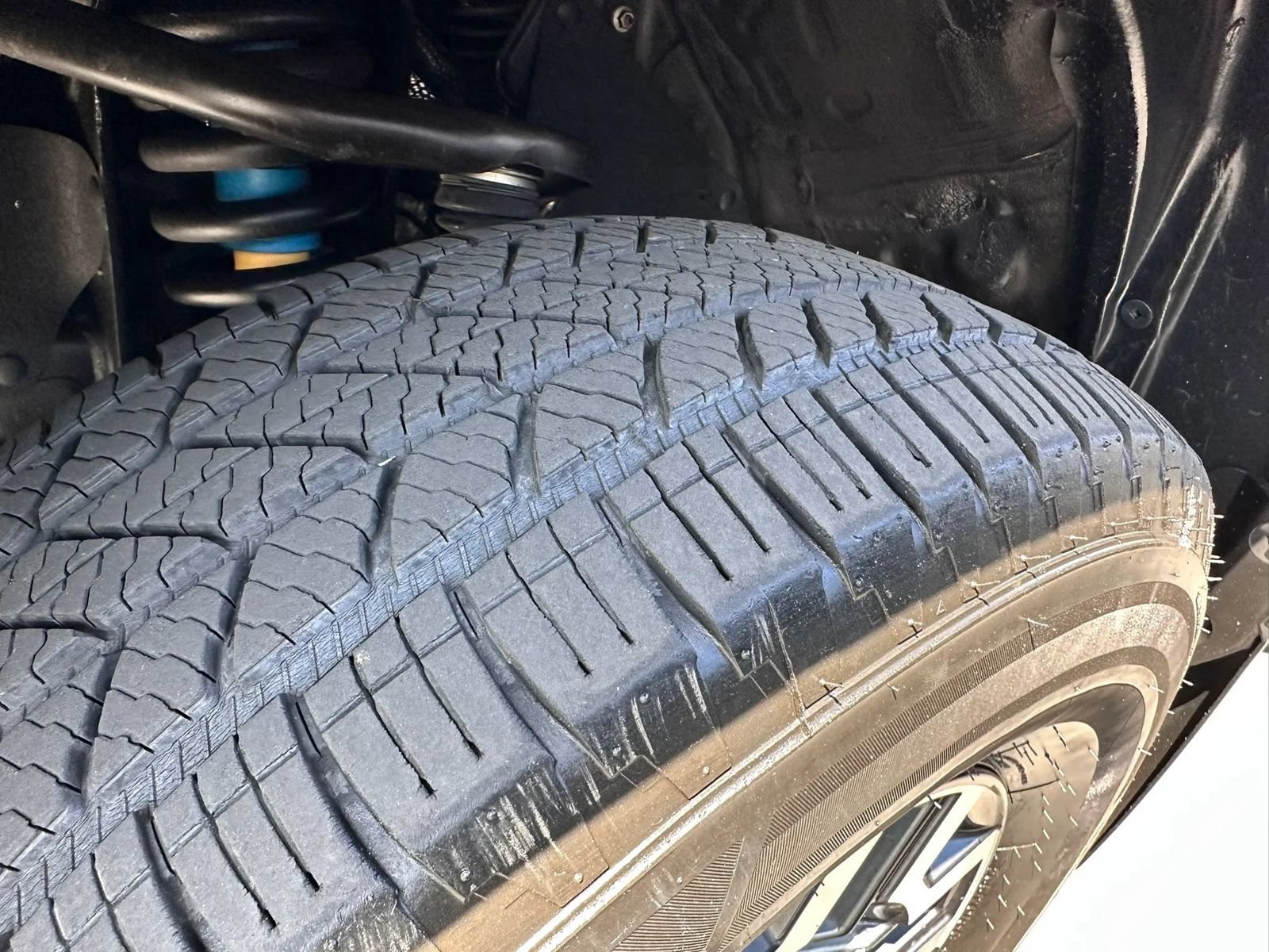 Used 2017 Toyota Tacoma TRD Off-Road w/ Tow Package AWD/4WD image 42