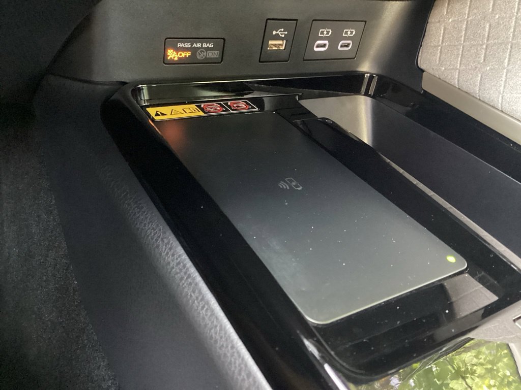 Used 2026 Toyota Camry XLE FWD image 18