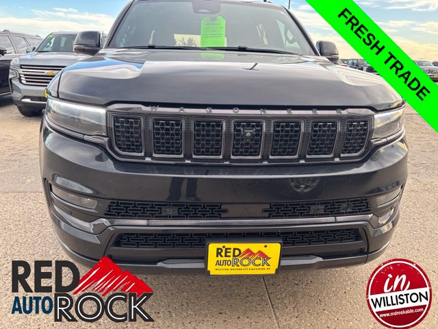 Used 2024 Jeep Grand Wagoneer Series II Obsidian w/ Quick Order Packagew 28T AWD/4WD image 3