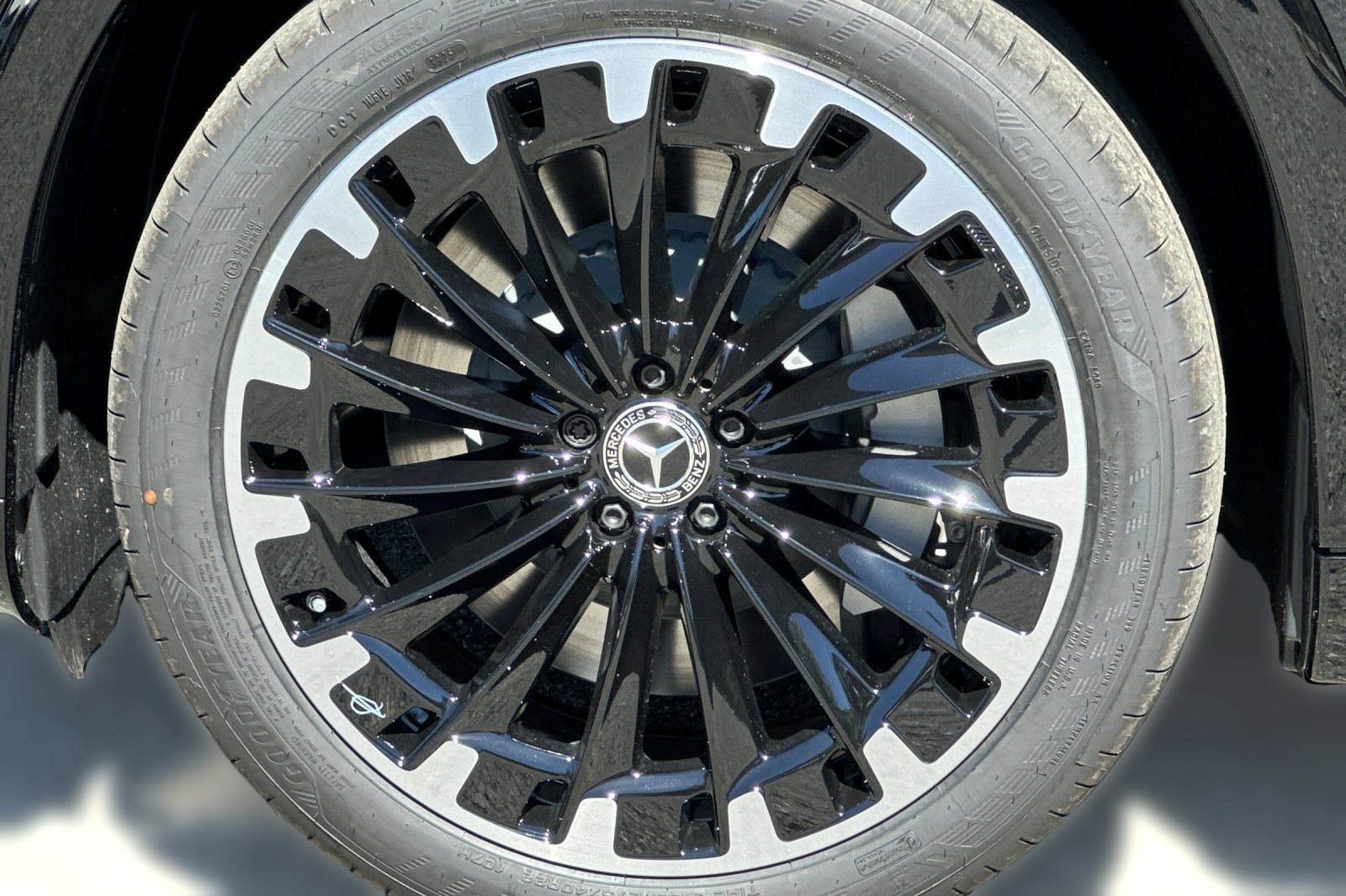 New 2026 Mercedes-Benz EQS 400 4MATIC SUV image 11