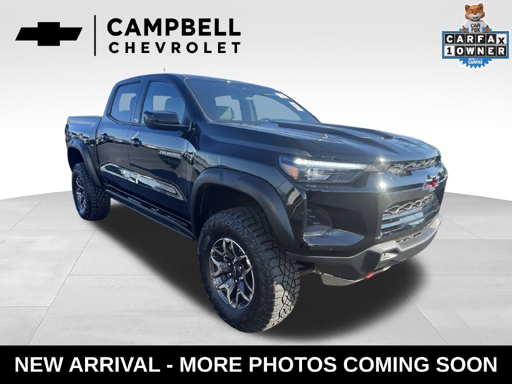 Used 2024 Chevrolet Colorado ZR2 w/ Technology Package AWD/4WD image 7