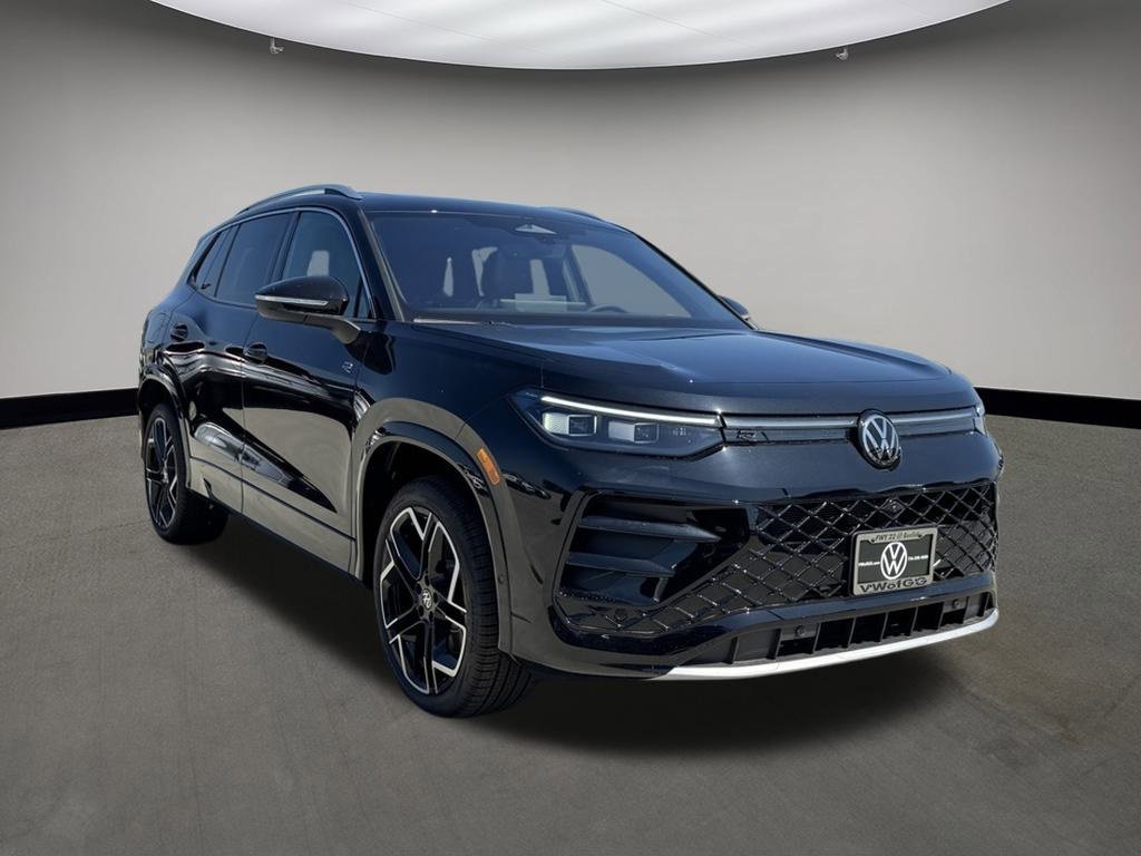 New 2025 Volkswagen Tiguan SEL R-Line image 1