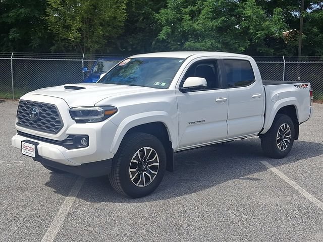 Used 2023 Toyota Tacoma TRD Sport w/ Technology Package AWD/4WD image 6