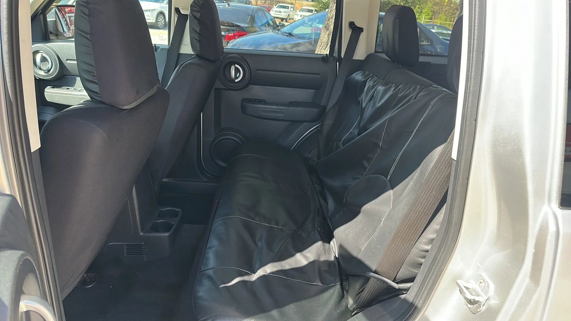 Used 2008 Dodge Nitro SXT image 17