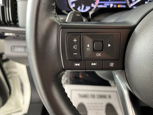 Used 2025 Nissan Pathfinder SV FWD image 24