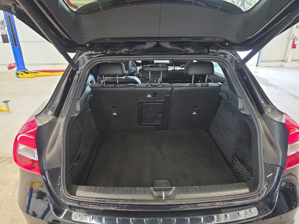 Used 2017 Mercedes-Benz GLA 250 4MATIC image 27