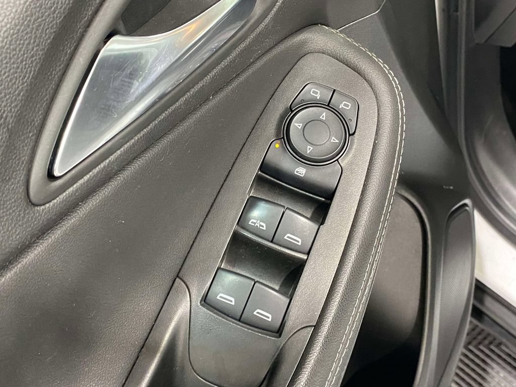 Used 2024 Buick Encore GX Preferred FWD image 18