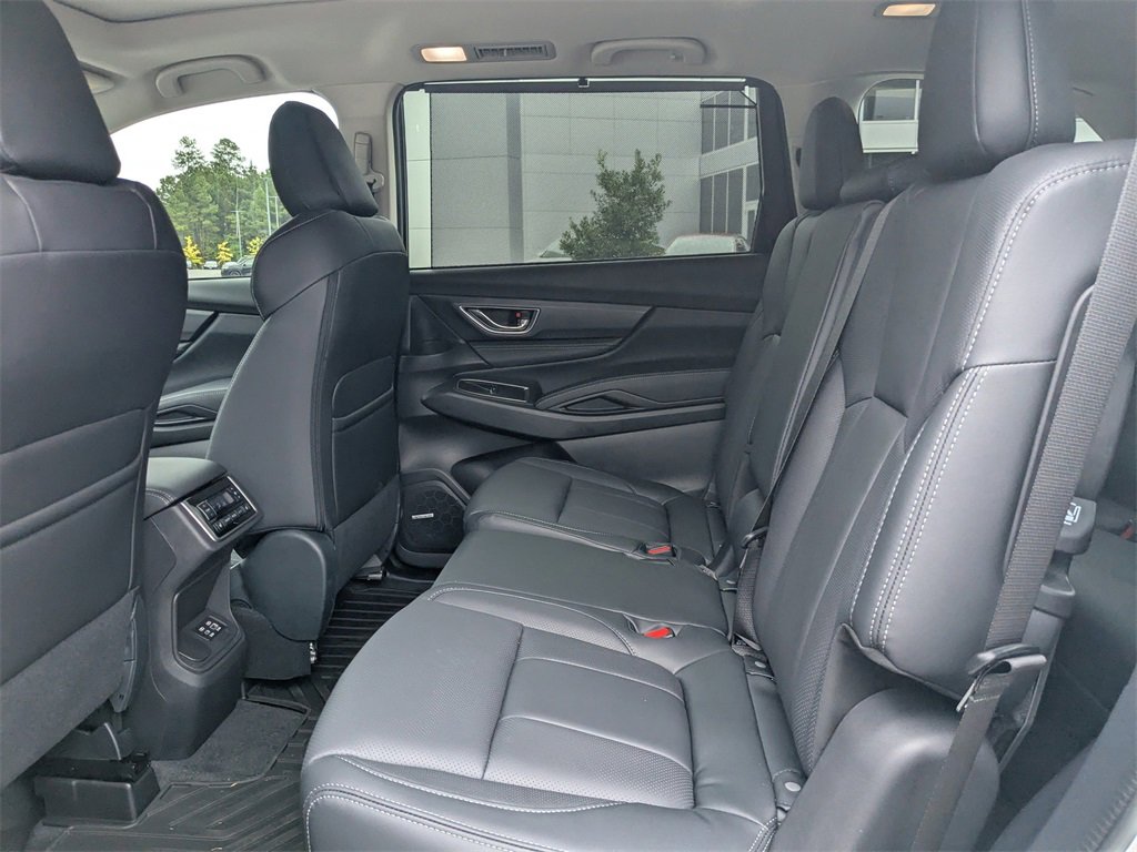 New 2025 Subaru Ascent Limited image 10
