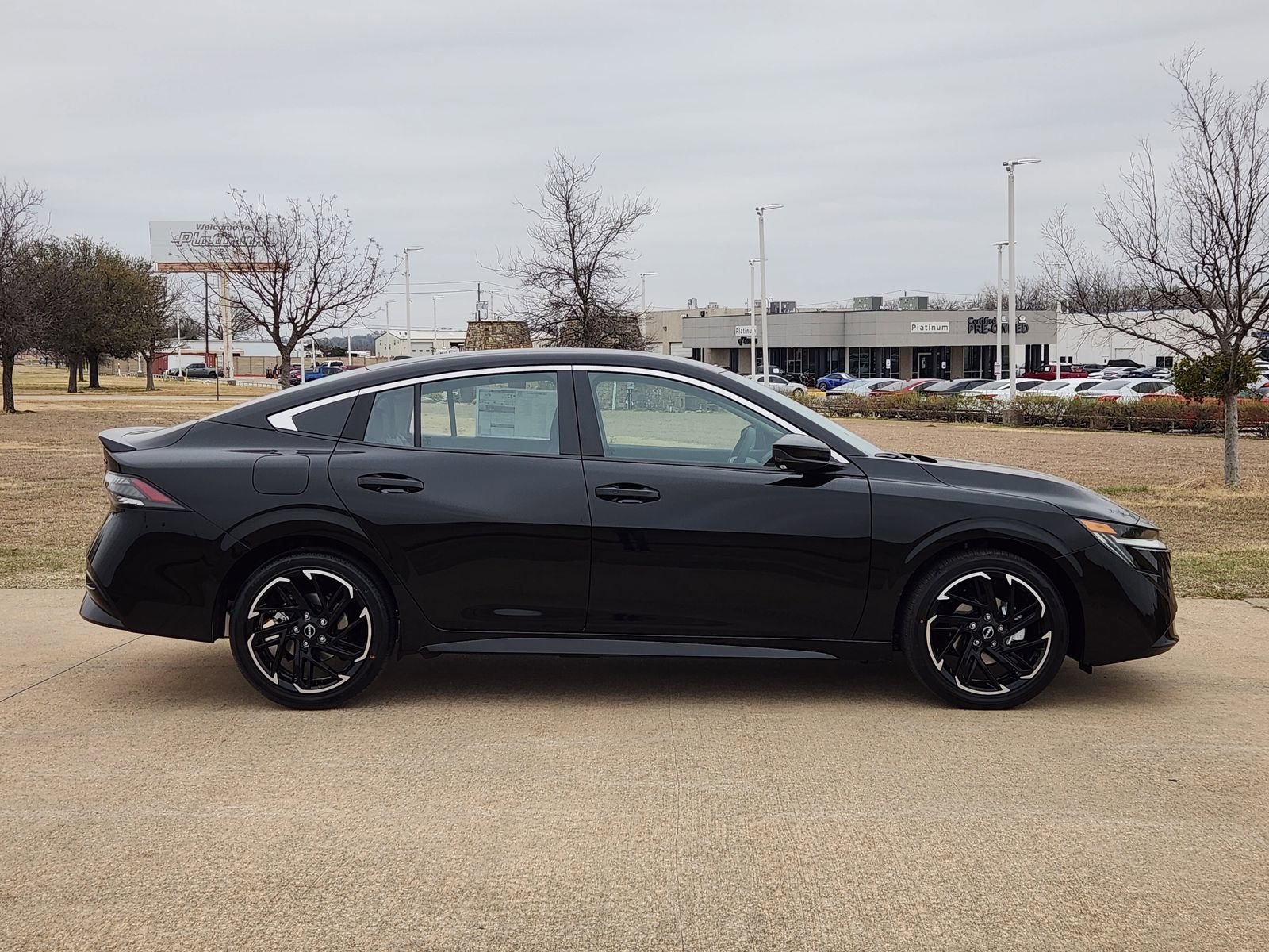 New 2026 Nissan Sentra SR FWD image 7
